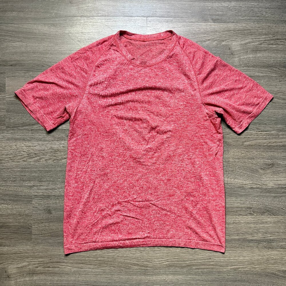 Lululemon Men's Metal Vent Tech Short Sleeve - Red